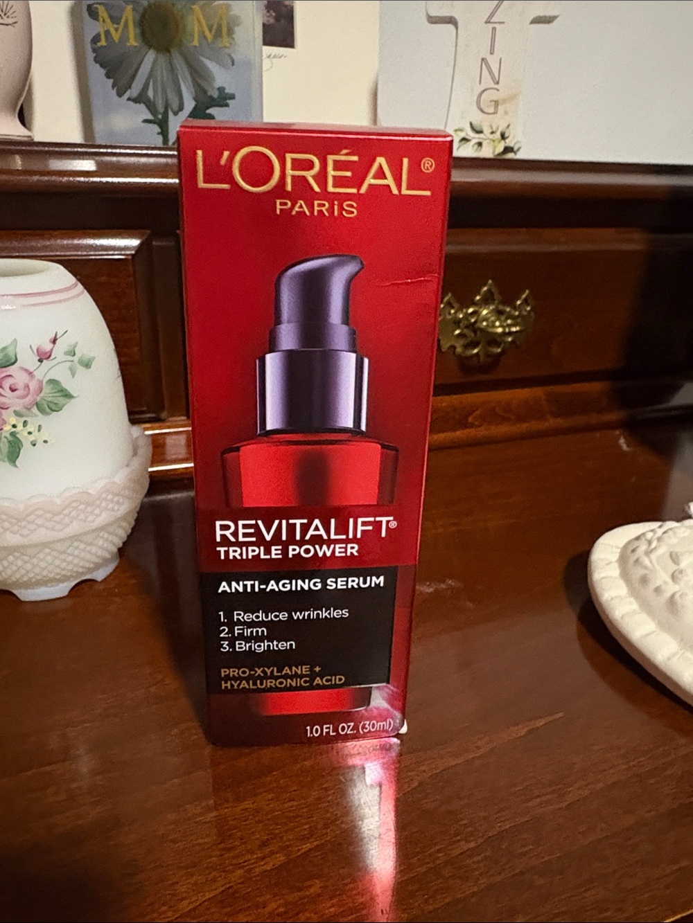 L'Oreal Revitalift Triple Power Anti-Aging Serum - Red